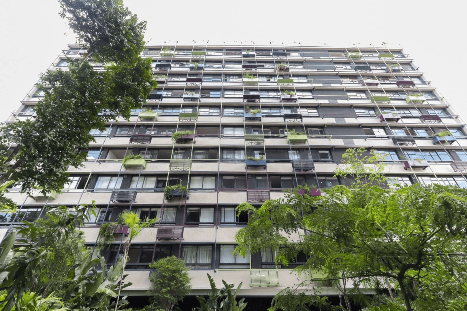 Floreira de fachada — wmremove transformed